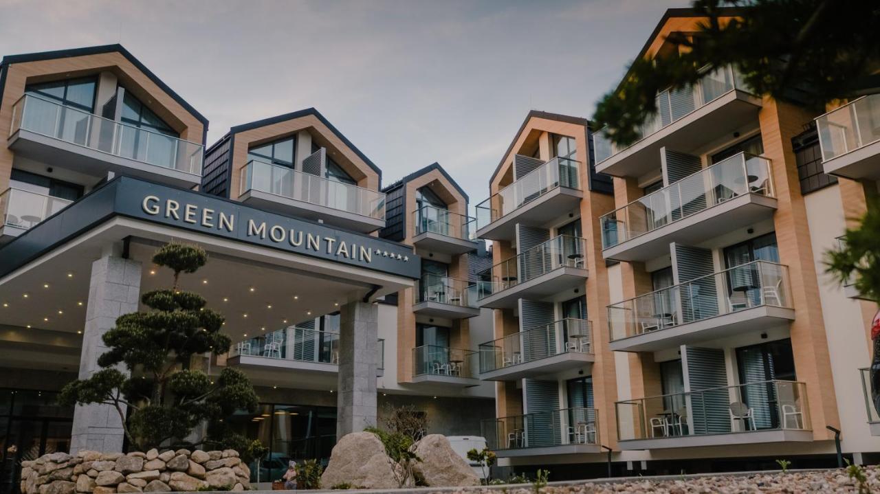 Mountain 5*